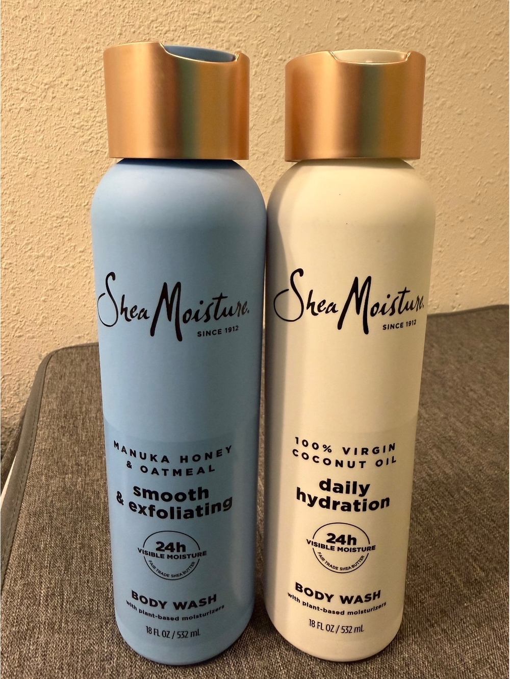 SheaMoisture Body Wash Set - Manuka Honey & Oatmeal Smooth Exfoliating and 100%